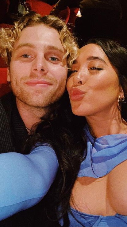 al🇺🇦 on tour!! tweet media