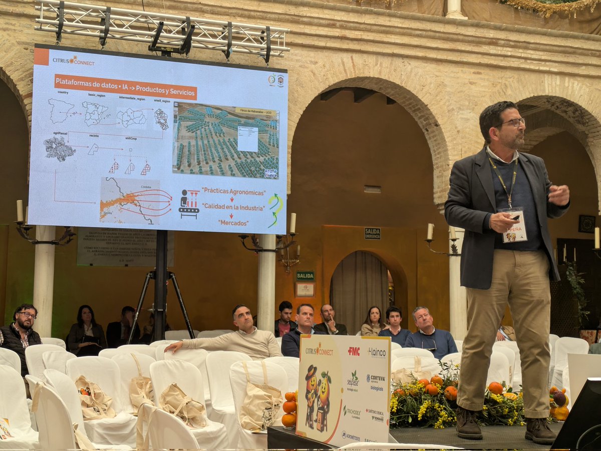 <a href="/unisevilla/">Universidad de Sevilla</a> <a href="/servalesa/">Servalesa</a> <a href="/AgromarketingES/">Agromarketing España</a> <a href="/seipasa/">SEIPASA</a> <a href="/trichodex_es/">TRICHODEX</a> <a href="/UPV/">Universitat Politècnica de València</a> <a href="/LaincoAgro/">LAINCO agro</a> <a href="/GVAivia/">IVIA</a> <a href="/agrometodos/">Agrométodos</a> <a href="/imida_murcia/">IMIDA Murcia</a> <a href="/FMCFrance/">FMC France</a> <a href="/ETSIAMCordoba/">ETSIAM - Universidad de Córdoba</a> 🗣️ Adolfo Peña (<a href="/ETSIAMCordoba/">ETSIAM - Universidad de Córdoba</a>) en Citrus Connect (<a href="/AgromarketingES/">Agromarketing España</a>): "La digitalización no es el futuro, es el presente" 

"Sin los datos reales no podemos generar patrones"

"la tecnología tiene que hablar el idioma del agricultor"