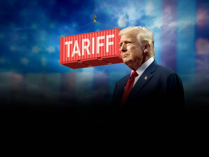 lwsresearch's tweet image. 🚗 Trump readies announcement on auto tariffs as early as today, ramping up trade tensions ahead of a broader offensive next week. Sources say timing is fluid, but the move could further strain ties with U.S. trade partners ⚠️🇺🇸📉 #AutoTariffs #TradeWar #Trump