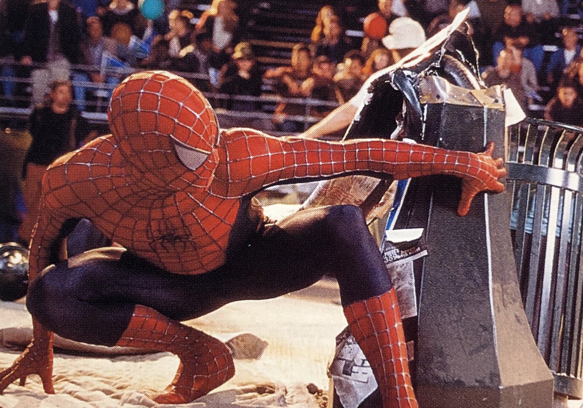 NirvanaM1nd's tweet image. Why I think the Sam Raimi Spider-Man suit is a better adaptation than it’s given credit for 

a thread 🧵