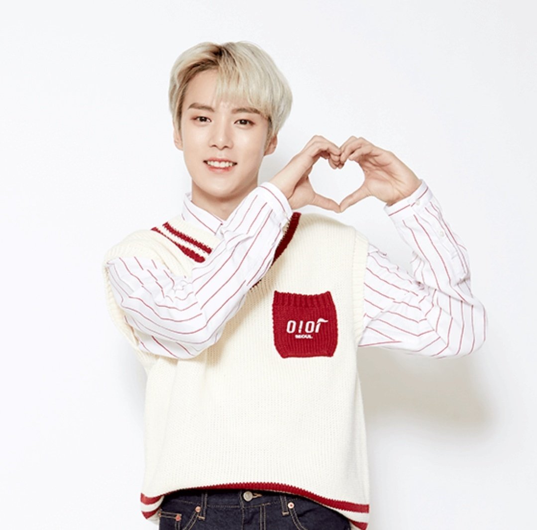 NatashaIRBIS's tweet photo. @lmnamejaq @STARSHIPent @OfficialMonstaX STARSHIP PROTECT MONSTA X  LEE MINHYUK
#스타쉽은_민혁을_보호해라 #스타쉽은_몬스타엑스_보호해라
@STARSHIPent 
@OfficialMonstaX https://t.co/zfddnpPm25