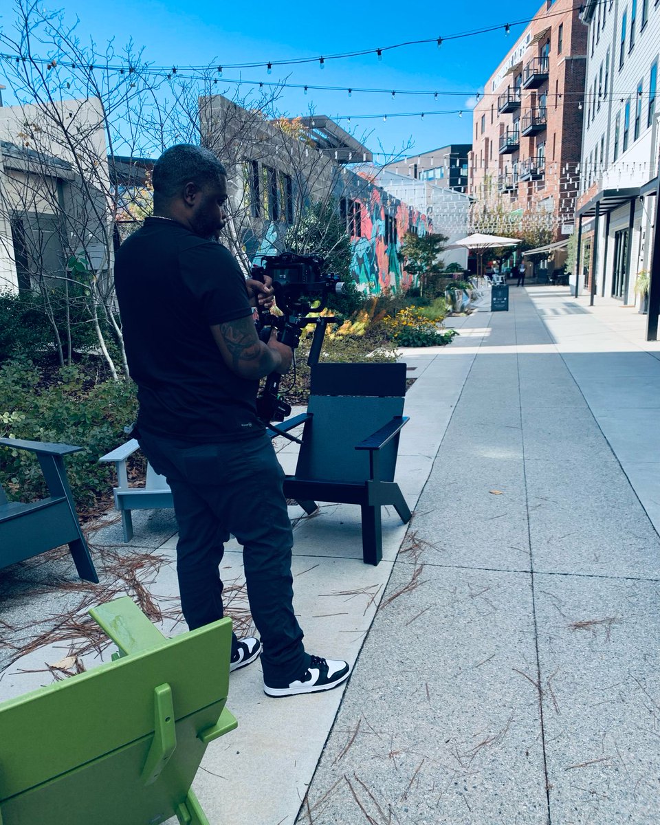 qbfilmsllc's tweet image. 🎥#camerawork