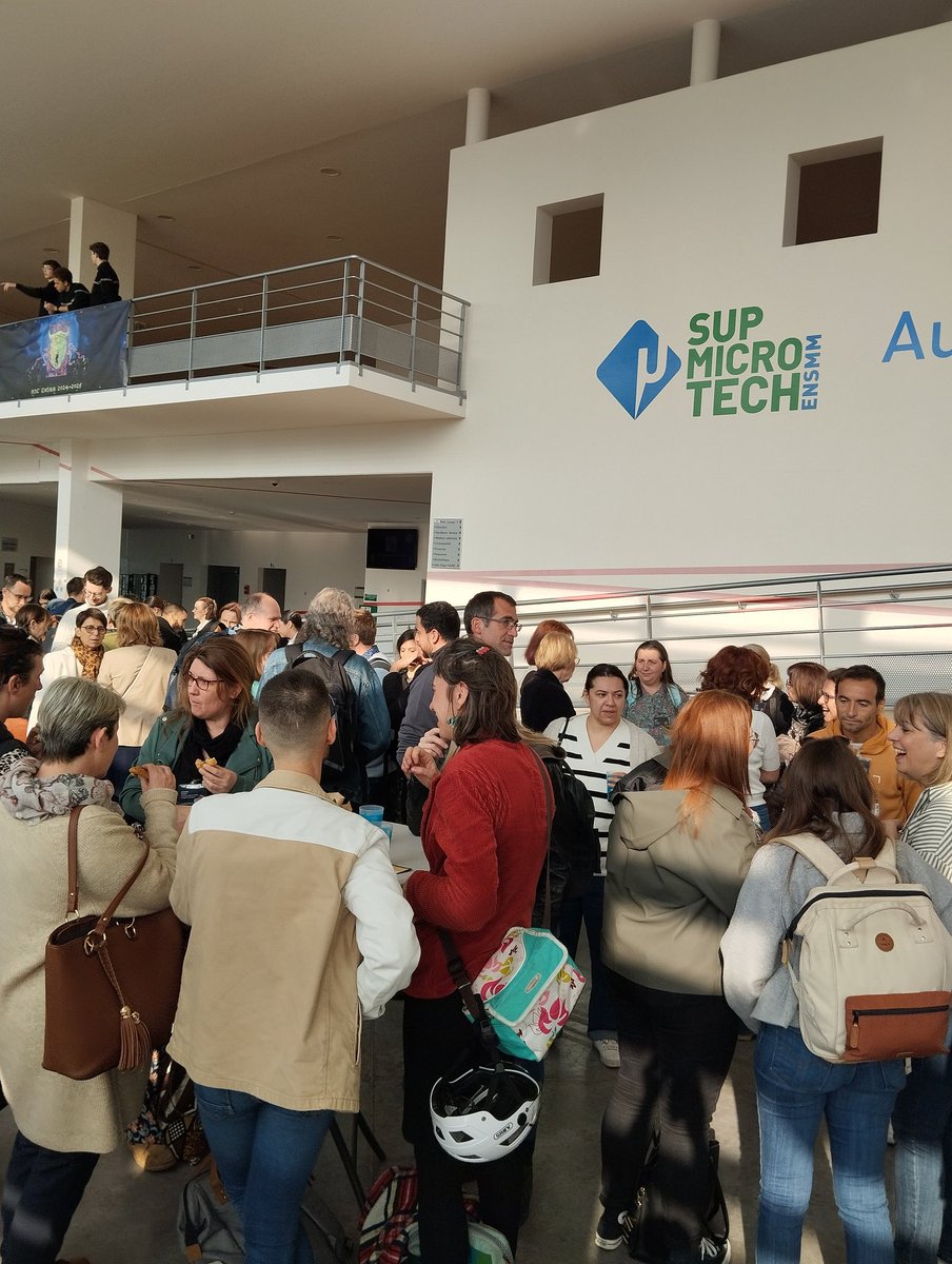 Délégation régionale au numérique pour l’éducation (@drnebfc) on Twitter photo Le séminaire de l'<a href="/acbesancon/">Académie de Besançon</a> se clôture : rencontres enrichissantes tout au long de la journée; ateliers variés notamment sur l'#IA (<a href="/TechnoPretot/">Matthieu Prétot</a>); nombreux échanges constructifs autour de projets numériques en #education_prioritaire ! <a href="/StephanePini/">Stéphane Pini</a> <a href="/MarianeTanzi/">Tanzi Mariane</a> Le séminaire de l'<a href="/acbesancon/">Académie de Besançon</a> se clôture : rencontres enrichissantes tout au long de la journée; ateliers variés notamment sur l'#IA (<a href="/TechnoPretot/">Matthieu Prétot</a>); nombreux échanges constructifs autour de projets numériques en #education_prioritaire ! <a href="/StephanePini/">Stéphane Pini</a> <a href="/MarianeTanzi/">Tanzi Mariane</a>