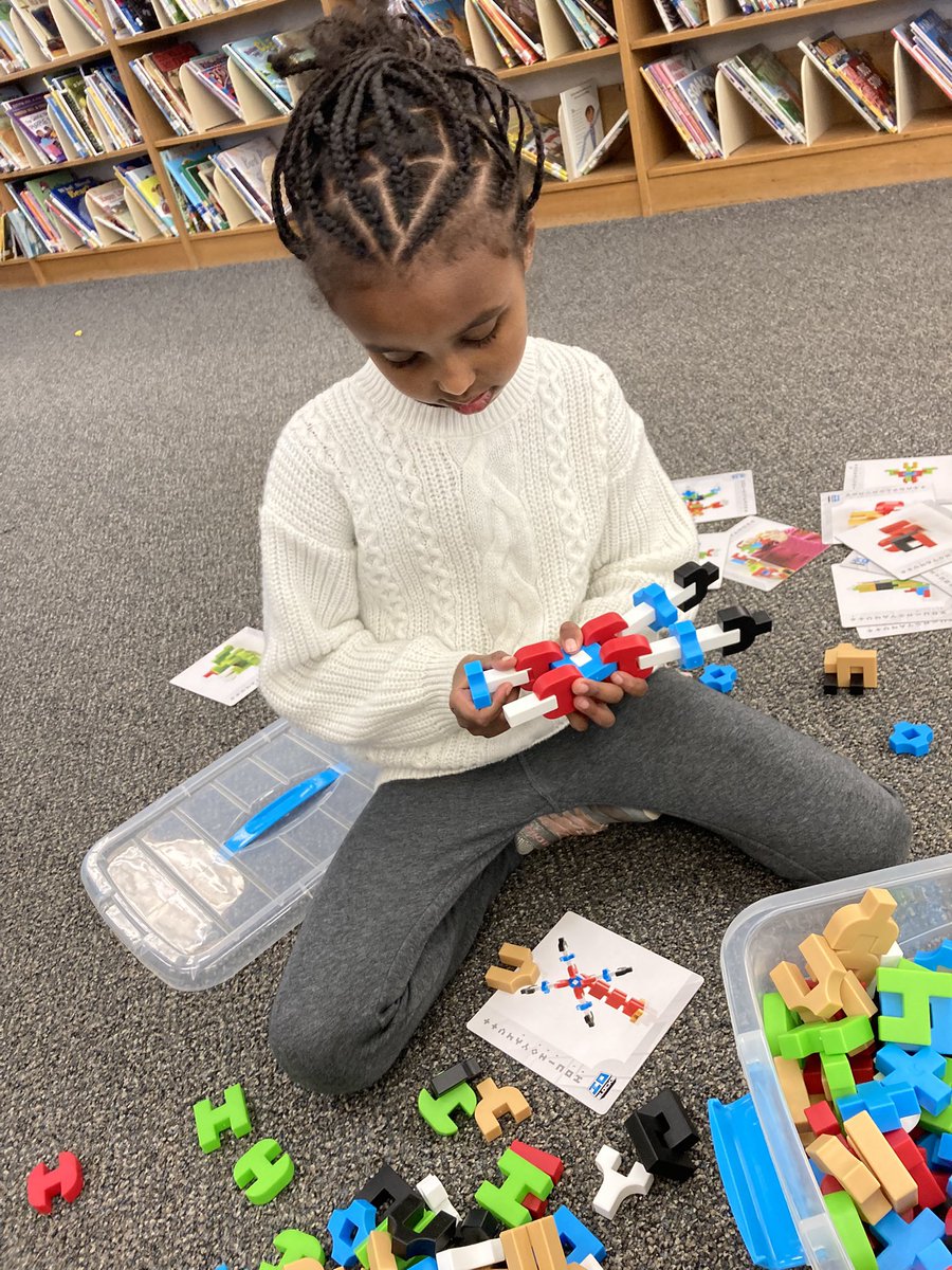 LibMateja's tweet image. STEM free choice this week for @WilderWildcats during #JCPSLibraries. #CreativeMinds @BillPerkins12 @JCPS_LMS