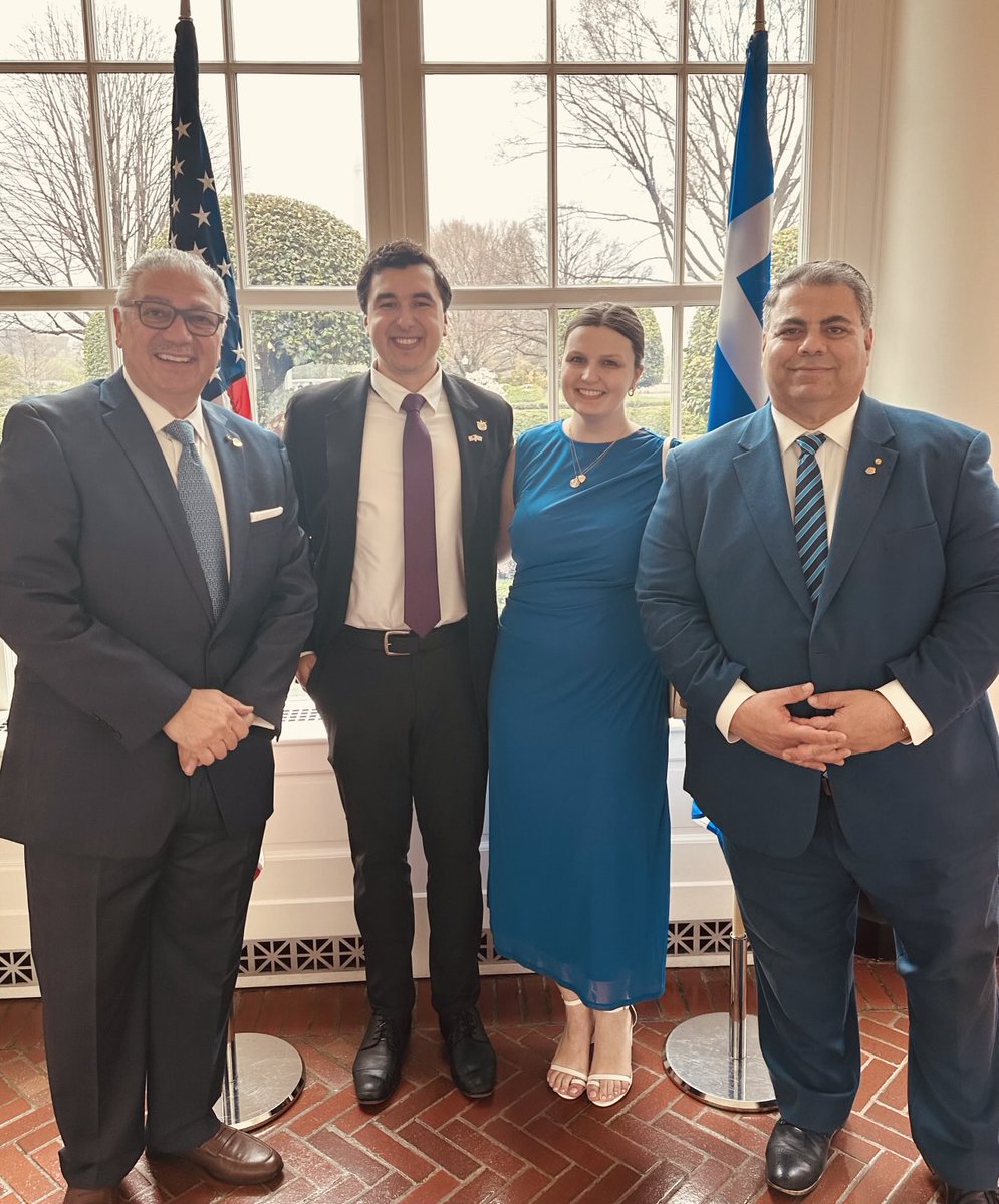 g_horiates's tweet image. Greek Independence Day ⁦@WhiteHouse⁩ is a special celebration every year. ⁦@OrderOfAHEPA⁩ ⁦@DOPHeadquarters⁩ ⁦@SonsOf_Pericles⁩ ⁦@MaidsofAthena⁩ ⁦@PanIcarian⁩ ⁦@StThomasGOC⁩ ⁦@OrderStAndrew⁩ ⁦@goarch⁩  ⁦🇺🇸🇬🇷🇨🇾 Ζητώ η Ελλάς