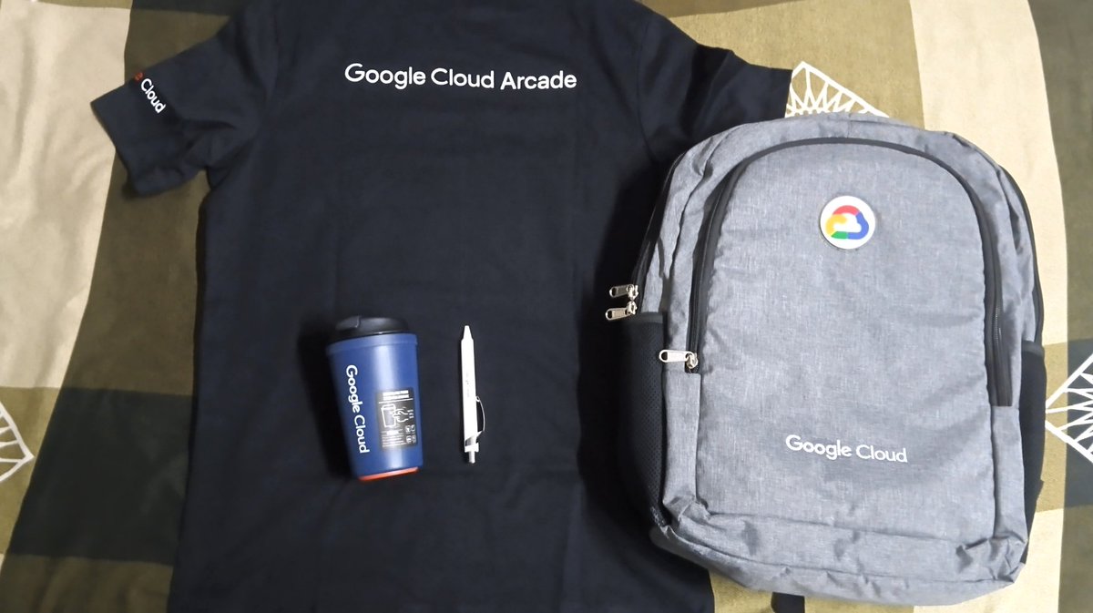 Aman_Yadav1419's tweet photo. Thank you @Google @GoogleCloud_IN @googlecloud
For this amazing swags! 🚀🔥
#Google #googlecloudpartnerawards #arcade #googlecloudai https://t.co/WSjCwTbsPV