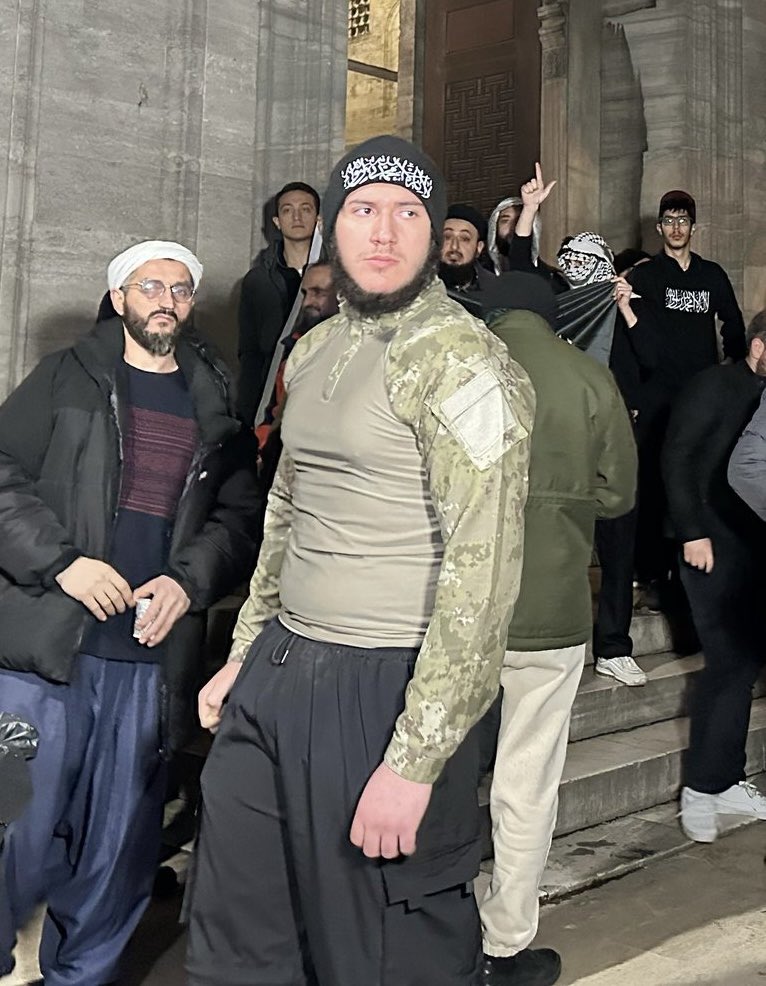 abdartijesse's tweet photo. Saraçhaneye giden/şehzadebaşına giden https://t.co/Do2gI2M5Cp