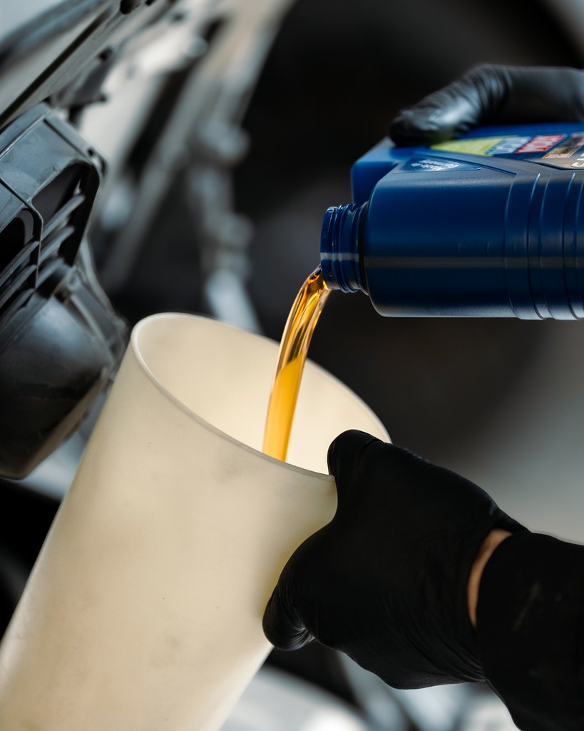 Regular maintenance is key to keeping your vehicle in top shape. Our team is here to help you make the best choices for your car's health. Book your next service appointment today to keep your vehicle running efficiently: aemw.ca/appointments