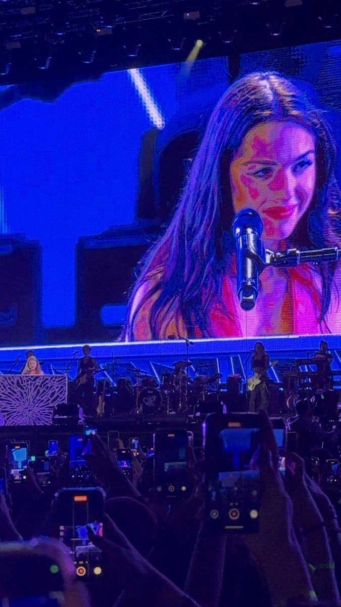 Fui un puntito pero MAMAAAA CANTE DRIVERS LICENSE CON LA MISMÍSIMA OLIVIA RODRIGO