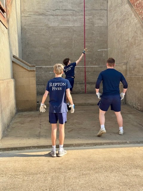 Repton Fives tweet media
