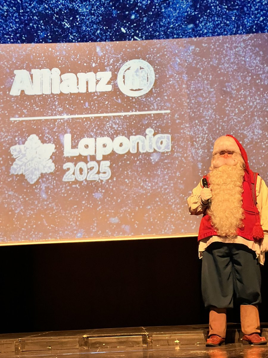 avoseguros's tweet image. 🌍✈️ ¡#AllianzSeguros en Laponia! ❄️🏔️

Pese a un 2024 complejo y de cambios, se alcanzaron los objetivos, y por ello pudimos visitar a Papá Noel 🎅con #AllianzEspaña y sus 70 mejores agentes 🎉✨.
Este es el premio tras mucho trabajo y esfuerzo, y queremos dar las GRACIAS 🙌 ❤️