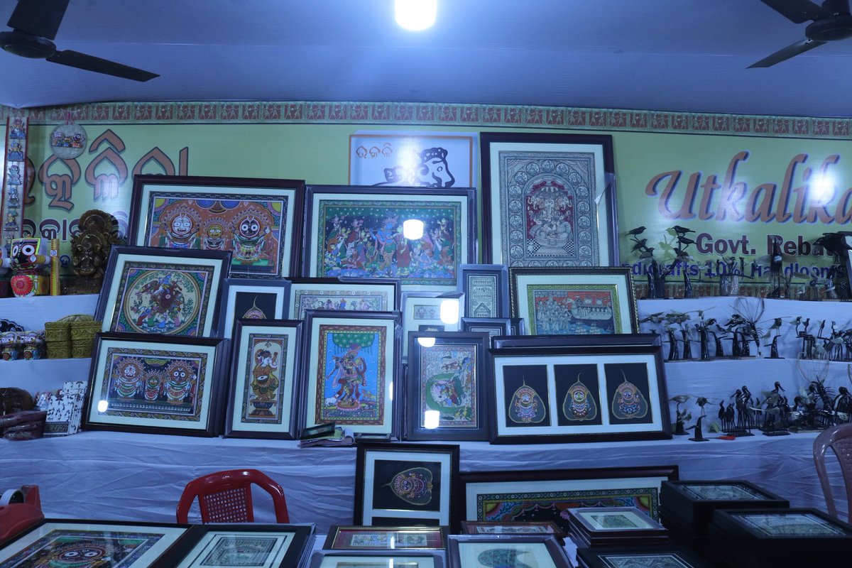 Sidac_Odisha's tweet photo. At the 19th #ToshaliNationalCraftsMela, explore& acquire the epitome of craftsmanship from esteemed entities like #Utkalika, #Boyanika, #SambalpuriBastralaya,#SIDAC, #Amlan& more.Elevate your style with the finest handlooms& handcrafted treasures,reflecting Odisha’s rich heritage https://t.co/KMtIAvYApr