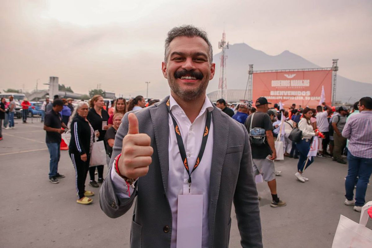 PanchoFrancoDgo's tweet photo. Con la mejor compañía desde la Coordinación Nacional de Autoridades Municipales. 

En Movimiento Ciudadano sabemos hacer las cosas y sabemos hacerlas en equipo. ¡Vamos por ese Durango Nuevo! 💪 https://t.co/eyqJdJdjLW