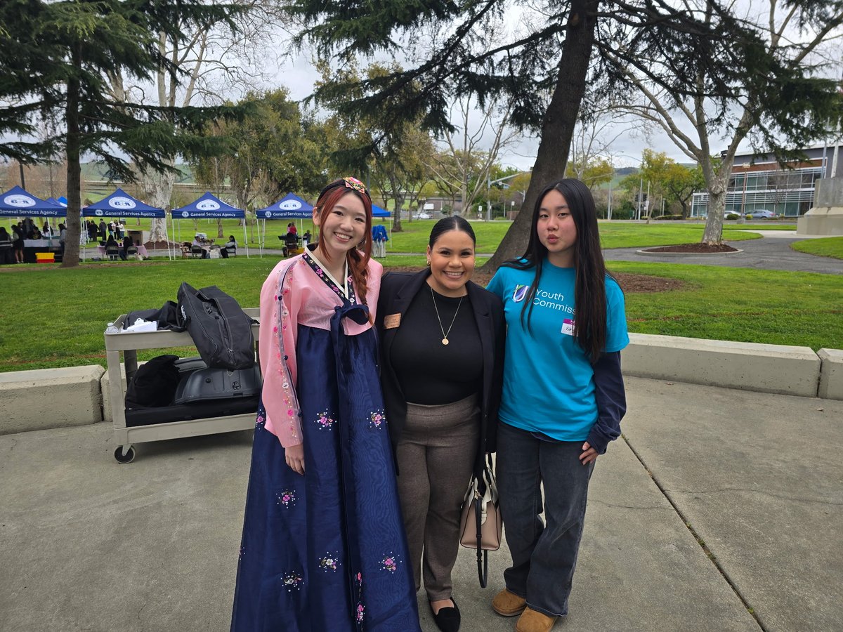 AsmLizOrtega's tweet photo. #TeamLiz attended Union City’s Culture Fest! Thank you to the Youth Commission and UC CRS for organizing and highlighting so many beautiful cultures! #AD20 https://t.co/6K94eY2TFY