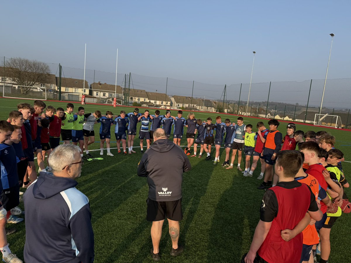 Lads up and at them EPP this evening at <a href="/BlackwoodCompr1/">Blackwood Comprehensive 3G</a> 3G 🔥

Gorgeous weather and top efforts! 🏉