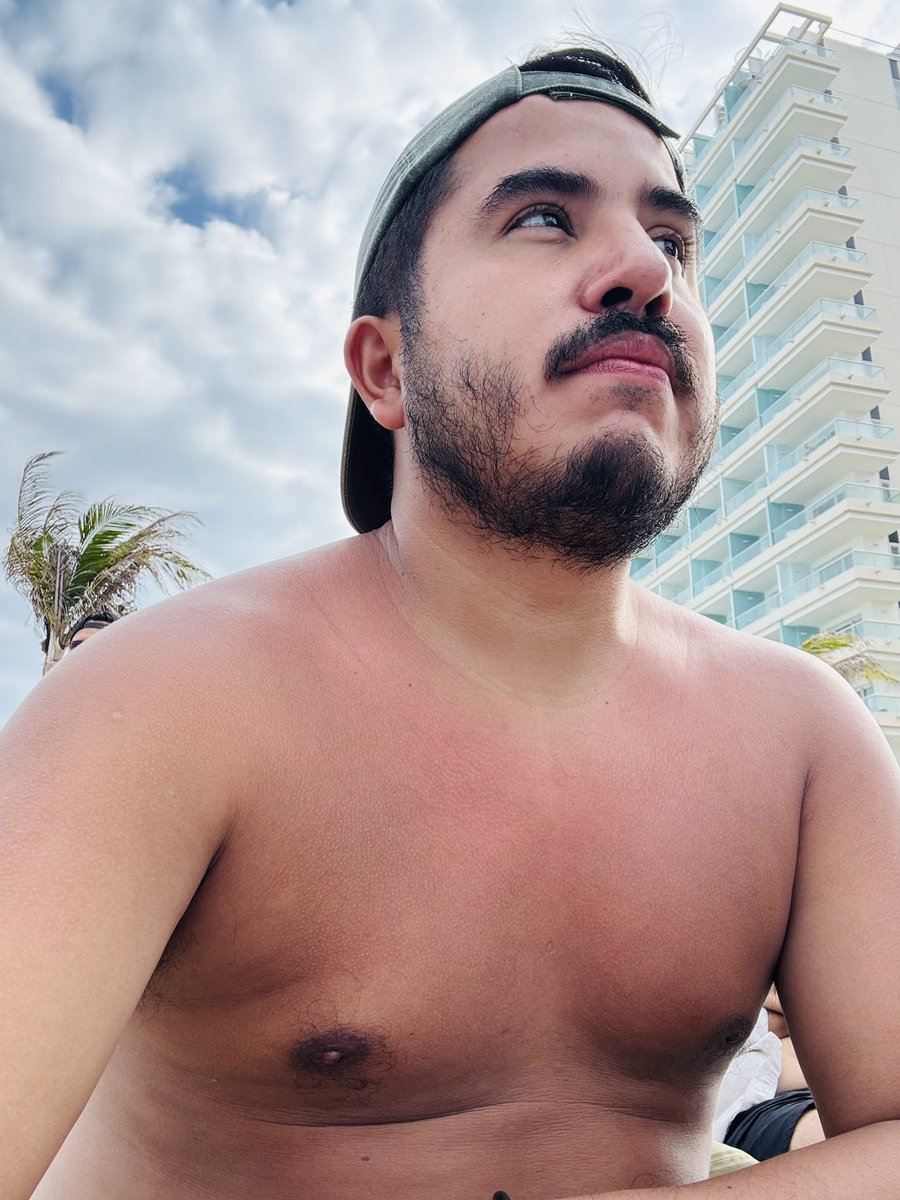 un lune, de vacación en la playa… 🌴