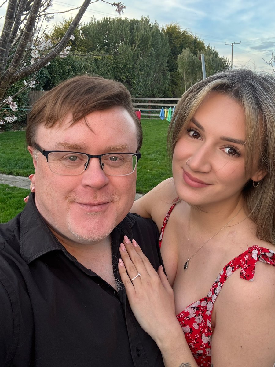 Laura Jordan (UPDATES ONLY) tweet media