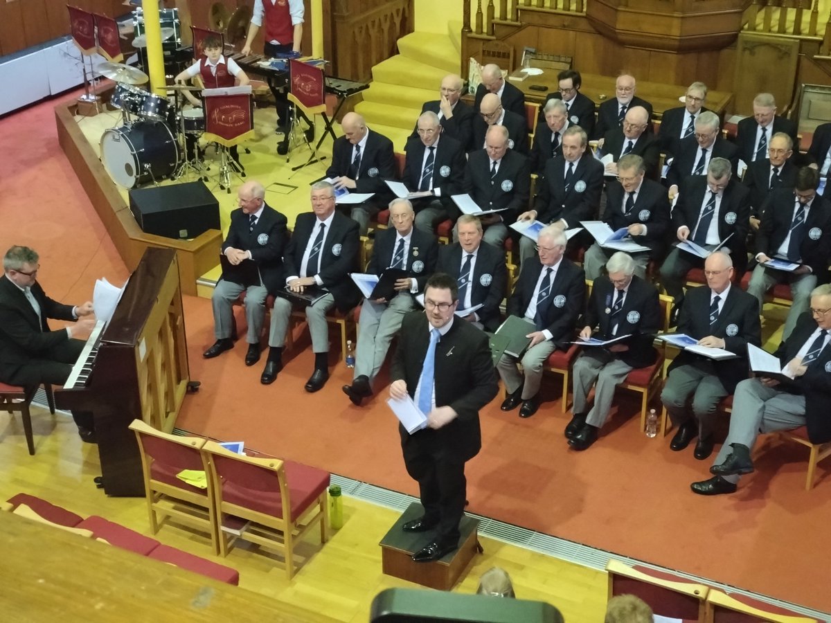 A huge thank you to the Hamilton Caledonian Bowling Club Male Voice Choir and Coalburn Brass Band Family for another wonderful performance on Friday. 🎶
