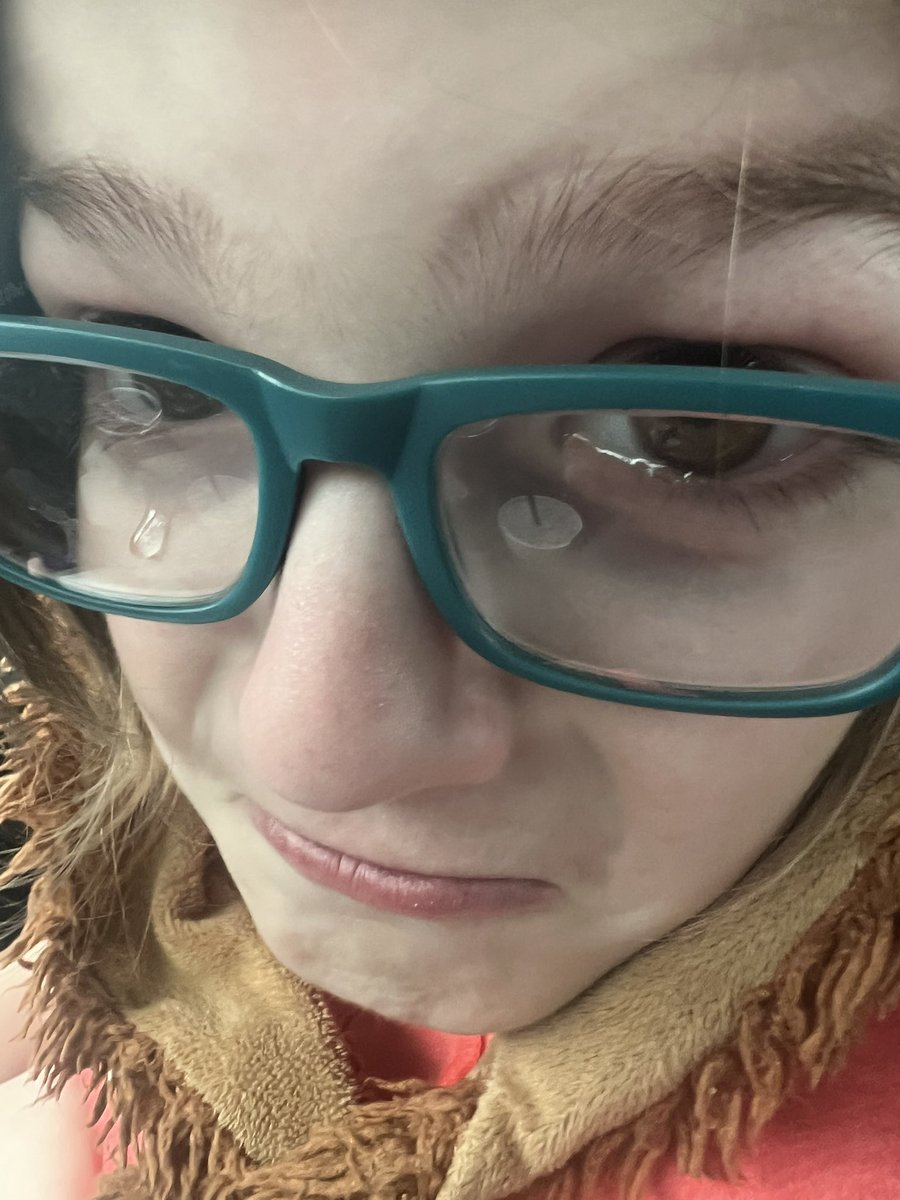 Kelly Snow tweet media