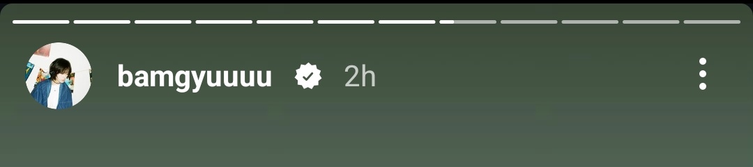 ningdatemepls's tweet photo. bro's promoting himself better than whoever manages bighit's twitter https://t.co/SYC9B4sWKF