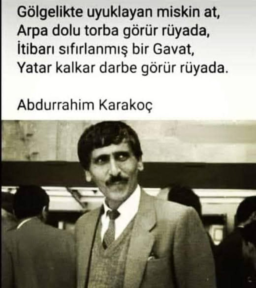 Devlet atını da itini de iyi tanır.
Vakti geldi mi, atını nallamasını, itini bağlamasını bilir...🇹🇷🤘🇹🇷
#DevletiminYanındayım