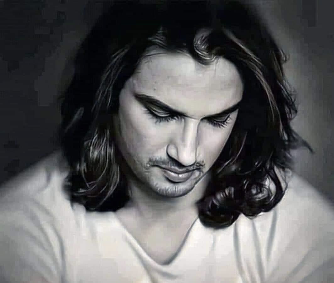 PIYALIBH's tweet photo. Sushant Big Loss 2Society 💔

Sushant Singh Rajput’s demise is a profound loss to society.

Our judiciary and corrupt system are failing him yet again.

It is disheartening to see that some people lack even a shred of empathy for Sushant, who was ruthlessly silenced, while they readily sympathize with a criminäl who walks free—not due to innocence, but due to a lack of evidence.

His perpetrators and wrongdoers may temporarily seek shelter under the influence of the powerful, but they can never escape the inescapable force of karma.
#ArrestRheaChakraborty 

#JusticeForSushantSinghRajput