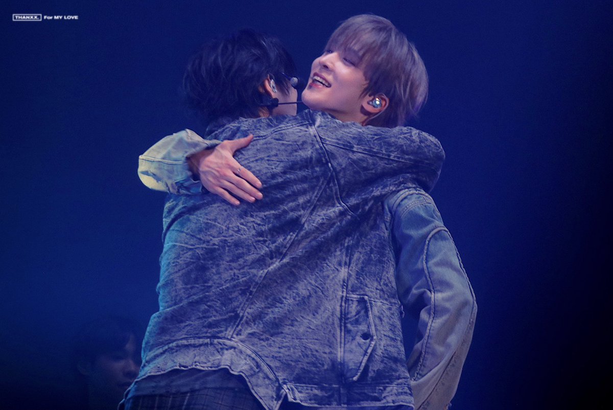 이건아니야............................