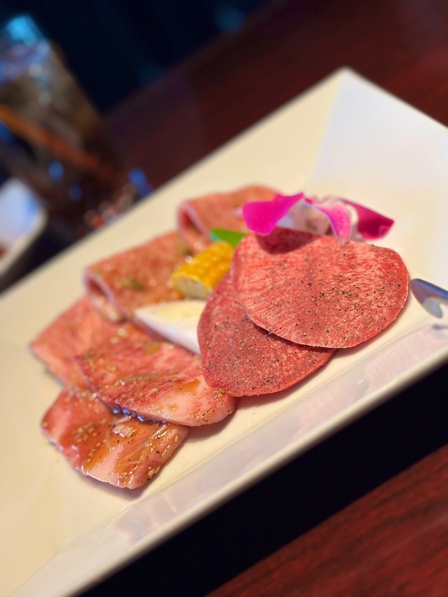 payayuki_'s tweet photo. お姉さんたちにお誕生日ランチ今年も開催してもらえた🎂今年は叙々苑🥩🤍めちゃくちゃ楽しかった૮⸝⸝o̴̶̷᷄ ·̭ o̴̶̷̥᷅⸝⸝ა🩵🩷💛幸 https://t.co/7kjD7PeYtk
