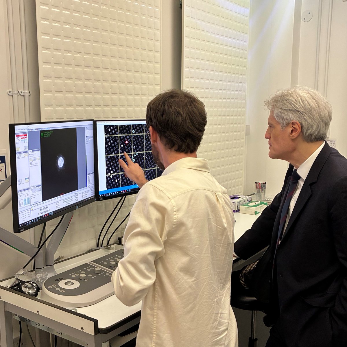 ICR_London's tweet photo. It was great to host Ben @ChelFulhamBen to our Chelsea campus and introduce him to some of our inspirational cancer researchers.

We look forward to continuing to work together so that we can continue to make the discoveries that #DefeatCancer 🤝 https://t.co/aT0nJWrC0R