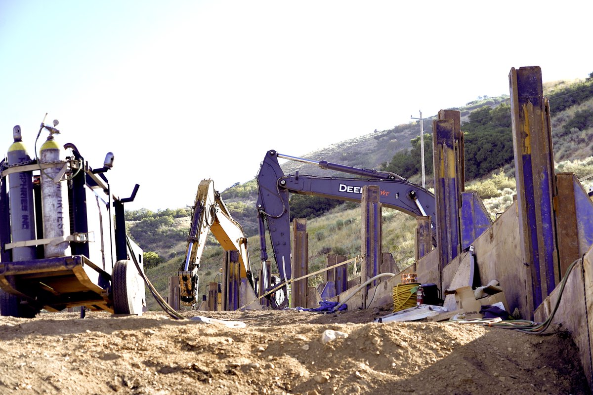 whitakerconst's tweet image. It's a new week and warmer weather! Water/wastewater, natural gas, heavy civil............we're doing it all. Time to get it done! 💪 #buildthebest