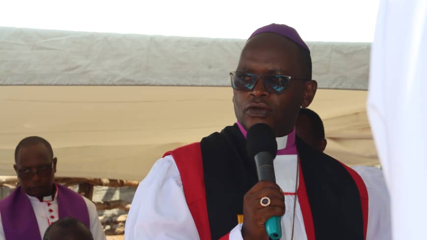 BishopsVoice's tweet image. Delegates from Nakuru Diocese led by their Bishop the Rt. Revd. Anthony Mambo also embraced the function. The 2 Dioceses have a good working relationship thus they came for a bench marking study on how things are done in Namirembe. @coufamilytv @Mengo_School @NamirembeYouth