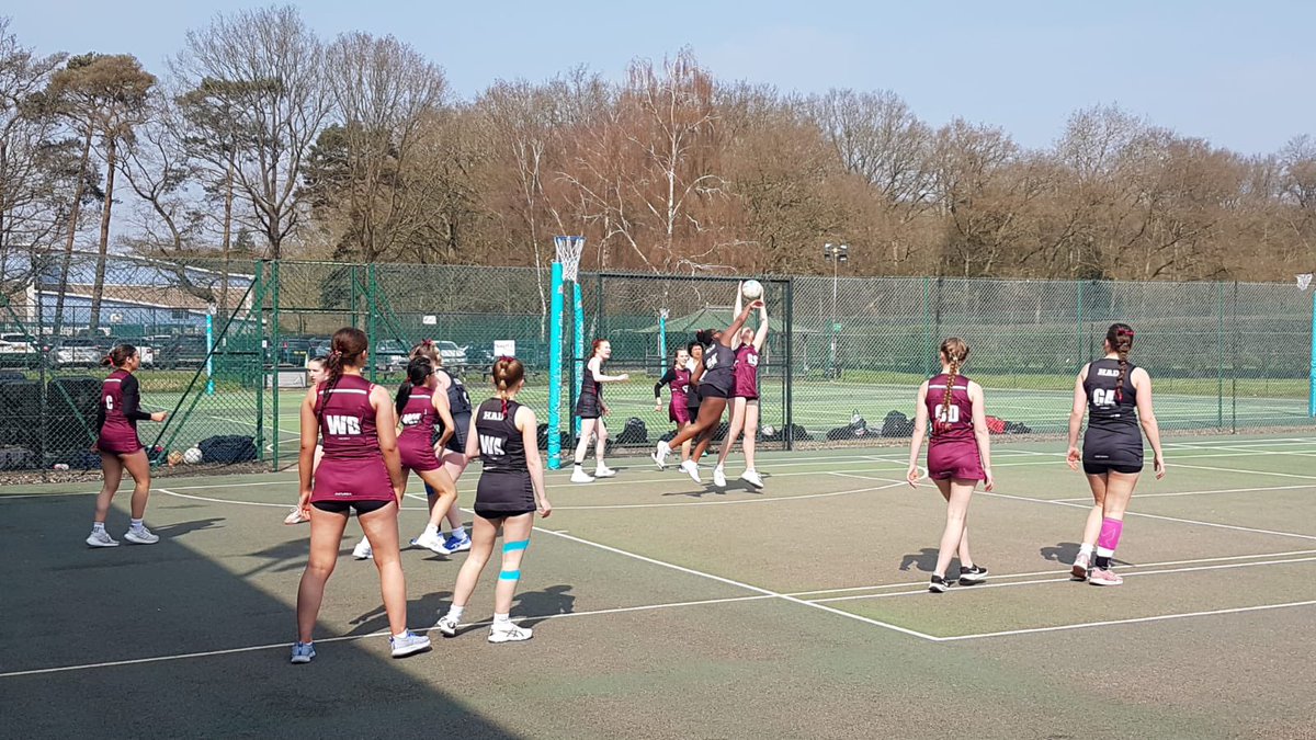 Some great action shots of our 1sts and 2nds playing this afternoon! 
#HabsAdamsNetball