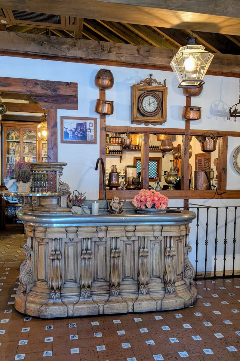 drragoori's tweet image. The oldest restaurant in #toledo @ventadeaires #ventadeaires