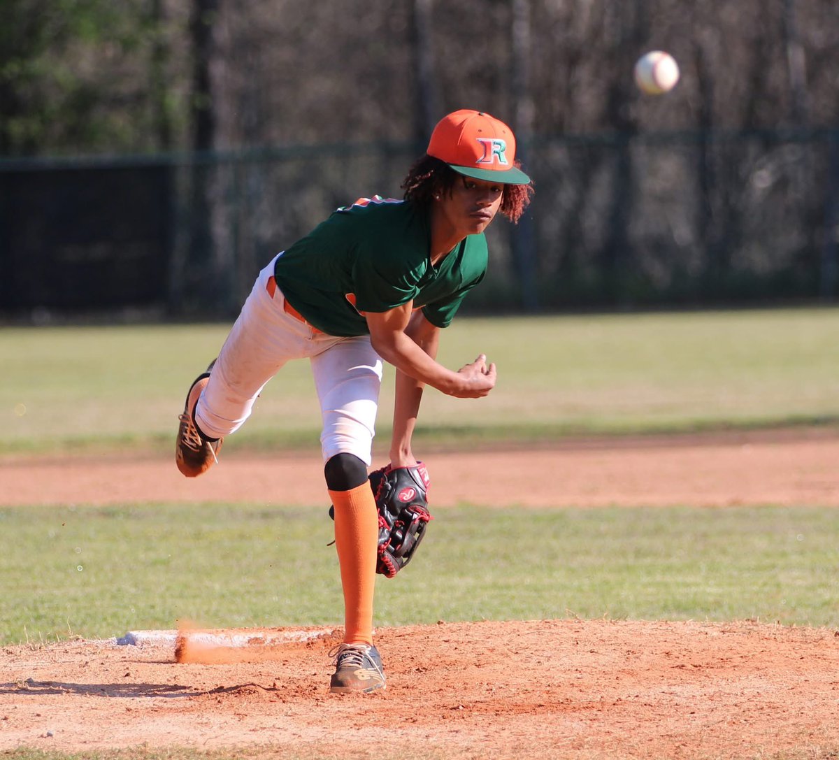 BibbAthletics's tweet image. Spring has officially sprung, and @RMSCanes, @weavernoles and @Miller_Magnet celebrated with some Saturday morning baseball!
