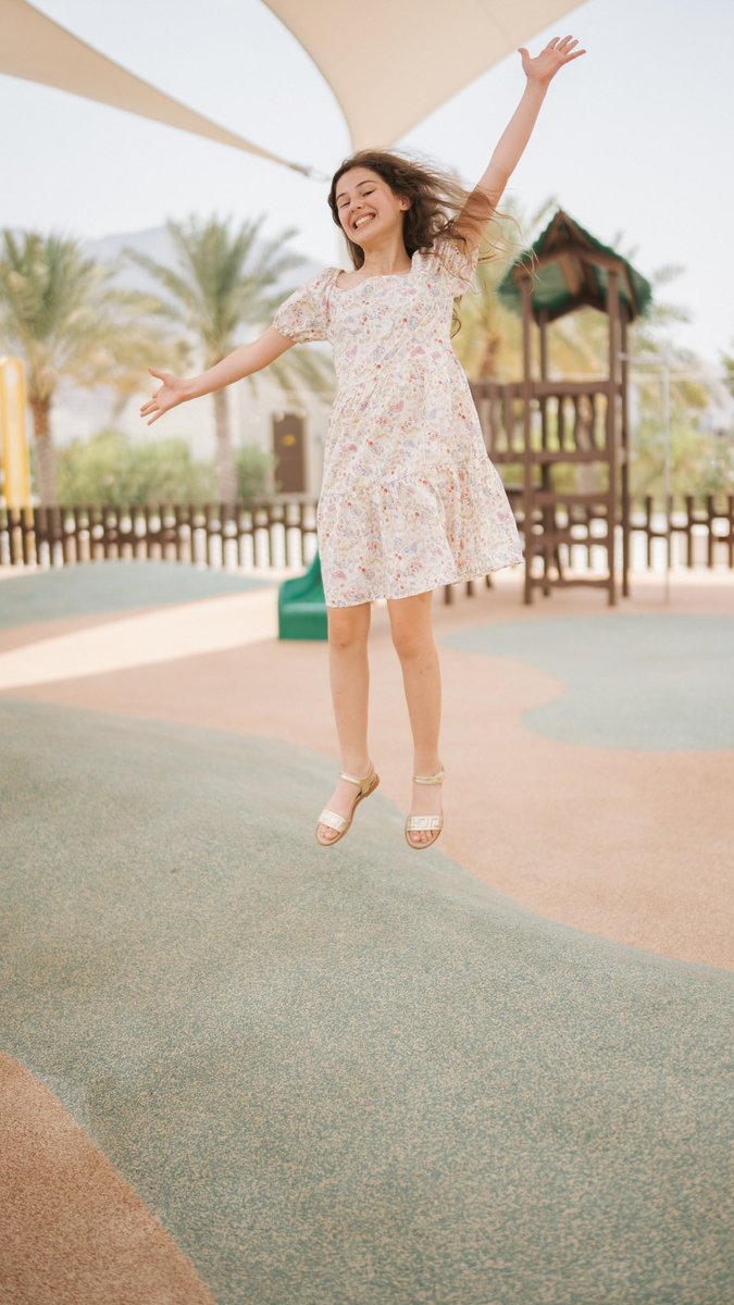 منطقة الألعاب هي مكان السعادة الحقيقية للأطفال!

The play area is the place of real happiness for kids!