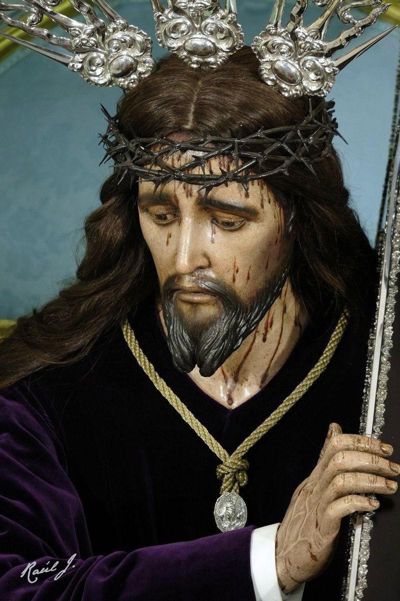 esperanzafdezc's tweet photo. Reposición al culto de Ntro. Padre Jesús del Silencio tras su #restauración.

Mi agradecimiento a la @HdaddelSilencio de Sanlúcar de Barrameda (Cádiz) por la confianza depositada en mí para llevar a cabo este trabajo.

📷: @ImagineJaemmm 
         Raúl Jiménez Santos https://t.co/cXKacNfjV5