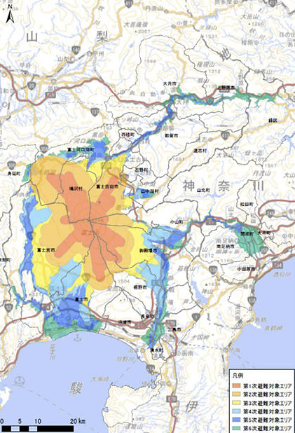 mondoterremoti's tweet photo. Il Fuji rimane un vulcano attivo e uno dei più monitorati del paese: alle sue pendici vivono oltre 800.000 persone che sono incluse nei sei livelli del piano di evacuazione. Inoltre, i suoi fianchi vengono scalati da oltre 300.000 turisti ogni anno, anche loro a rischio. https://t.co/bKWp4mWzdP