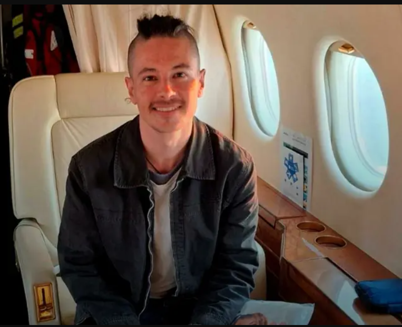 Nous saluons avec émotion la libération d'Olivier Grondeau, étudiant en master 2 Anthropologie à distance, après plus de deux ans d'incarcération arbitraire en Iran. 
urlr.me/gcFEm2

#LibérationOlivierGrondeau