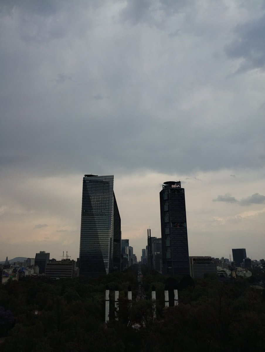franxkl's tweet photo. No me gusta Chapultepec :( https://t.co/Lh9zhf2xiU