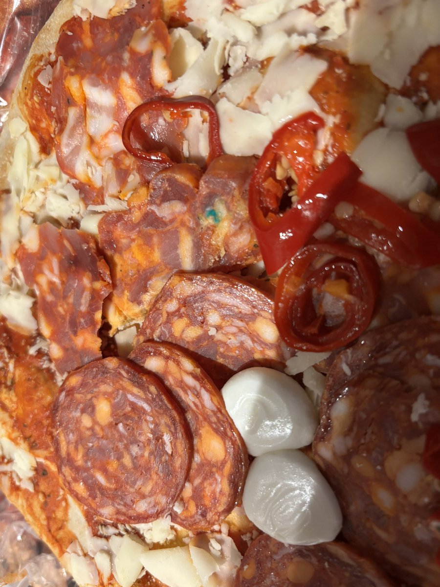 amberj19994's tweet photo. Why when I’m tired is there always an issue. I just wanted a pizza 😭😭 @LidlUK https://t.co/YgInR4XCyd