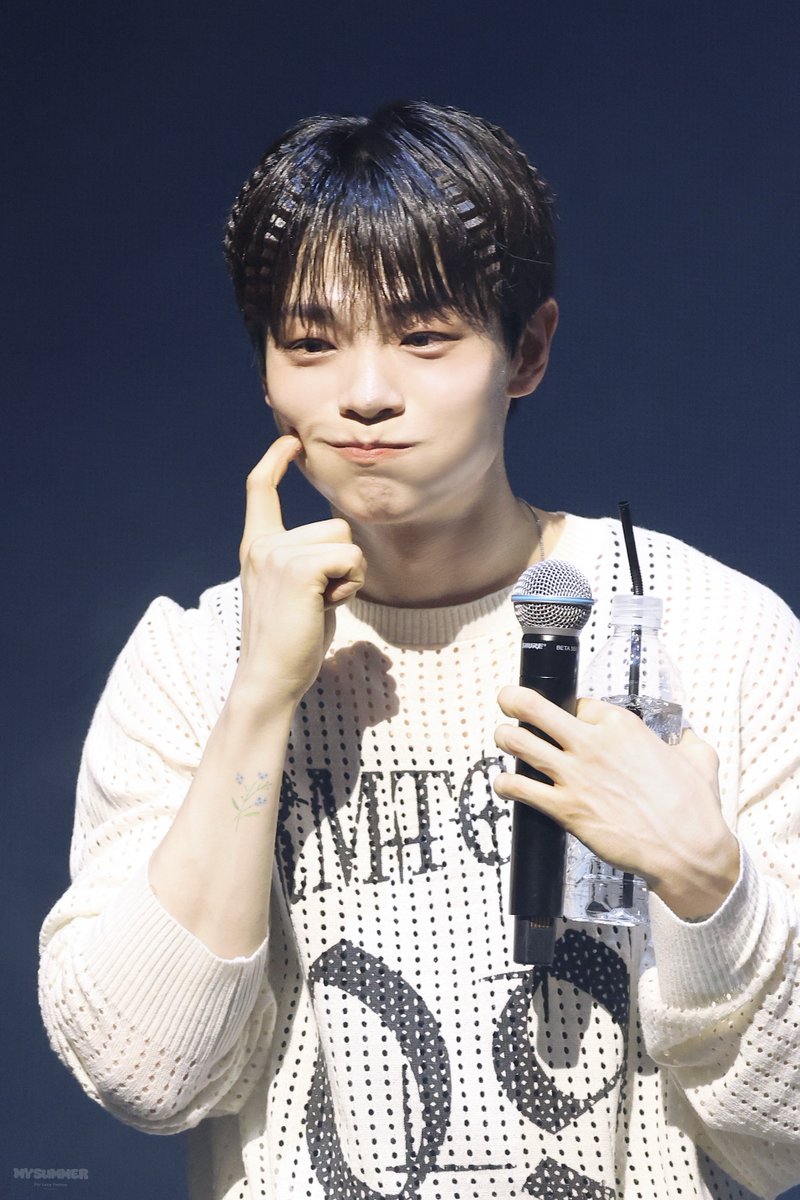 ♡ 𝙨𝙪𝙢𝙢𝙚𝙧 ♡ tweet media