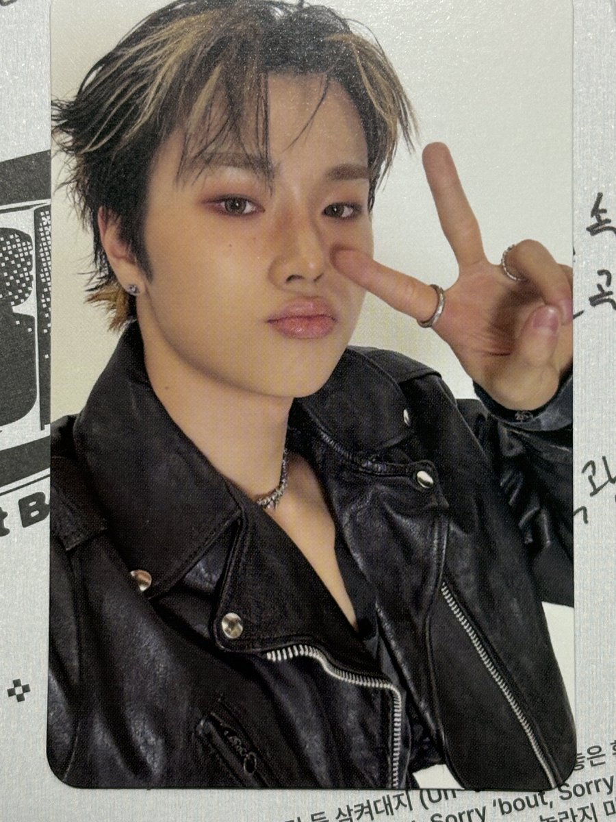 jungsuloverz's tweet photo. 여름캠프 셀카 생각났음🥹 https://t.co/1WibgmIsGy