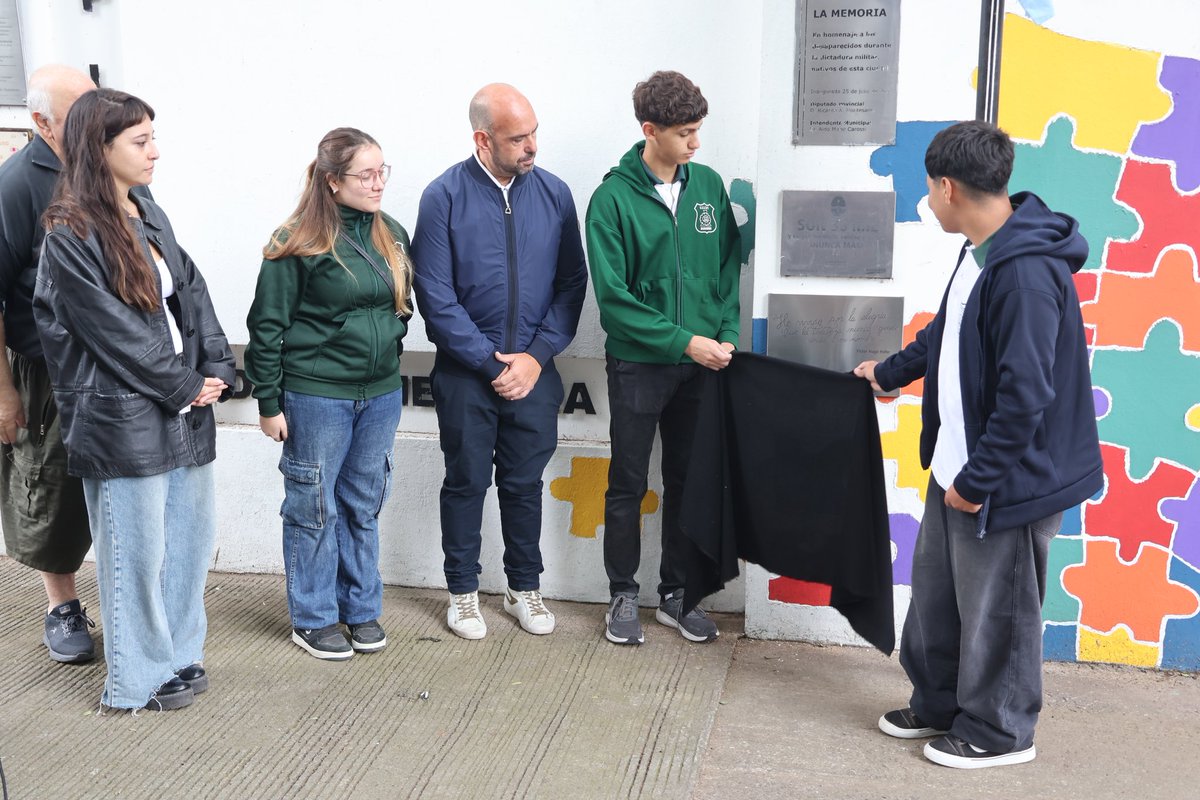 Esteban Sanzio tweet media