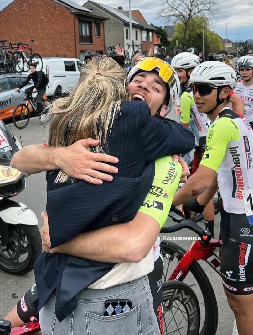 LottoWanty's tweet photo. Nothing like winning the race in front of your loved ones 🥰 https://t.co/VGF8Tt15iU