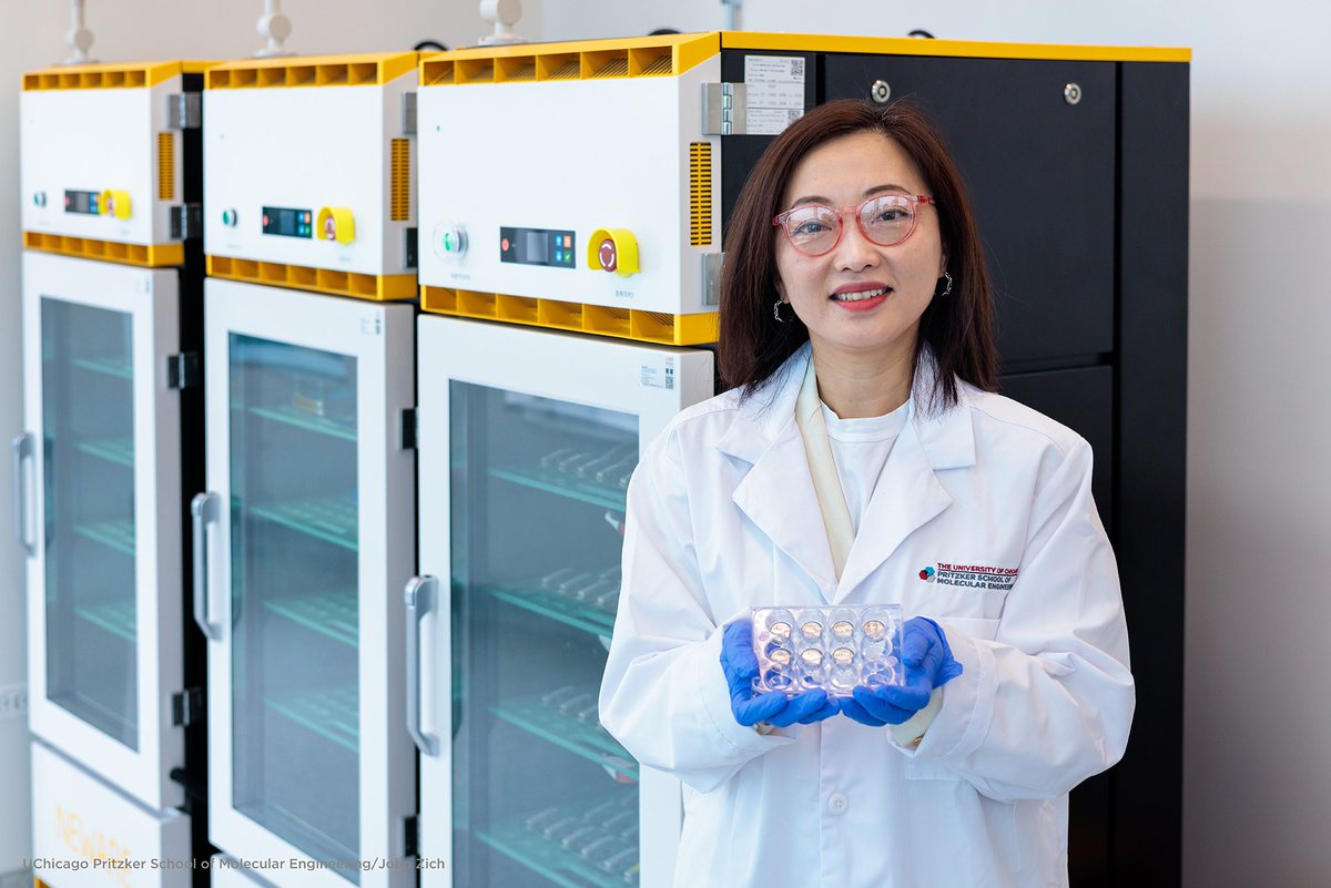 UChicago Pritzker School of Molecular Engineering (@uchicagopme) on Twitter photo Congratulations to #UChicagoPME professor and <a href="/argonne/">Argonne National Lab</a> scientist <a href="/YingShirleyMeng/">Ying Shirley Meng</a> for receiving the Shep Wolsky Battery Innovator Award at the 42nd International Battery Seminar and Exhibit for her work on #battery materials and #energy storage.
Read more from <a href="/BatterySolid/">🔋Solid State Bαttery</a>: Congratulations to #UChicagoPME professor and <a href="/argonne/">Argonne National Lab</a> scientist <a href="/YingShirleyMeng/">Ying Shirley Meng</a> for receiving the Shep Wolsky Battery Innovator Award at the 42nd International Battery Seminar and Exhibit for her work on #battery materials and #energy storage.
Read more from <a href="/BatterySolid/">🔋Solid State Bαttery</a>: