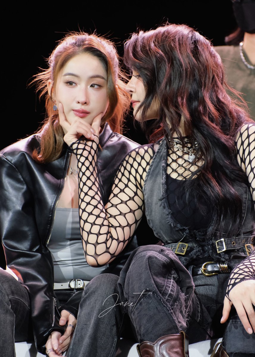 ʝαɳҽƚ🥚 tweet media