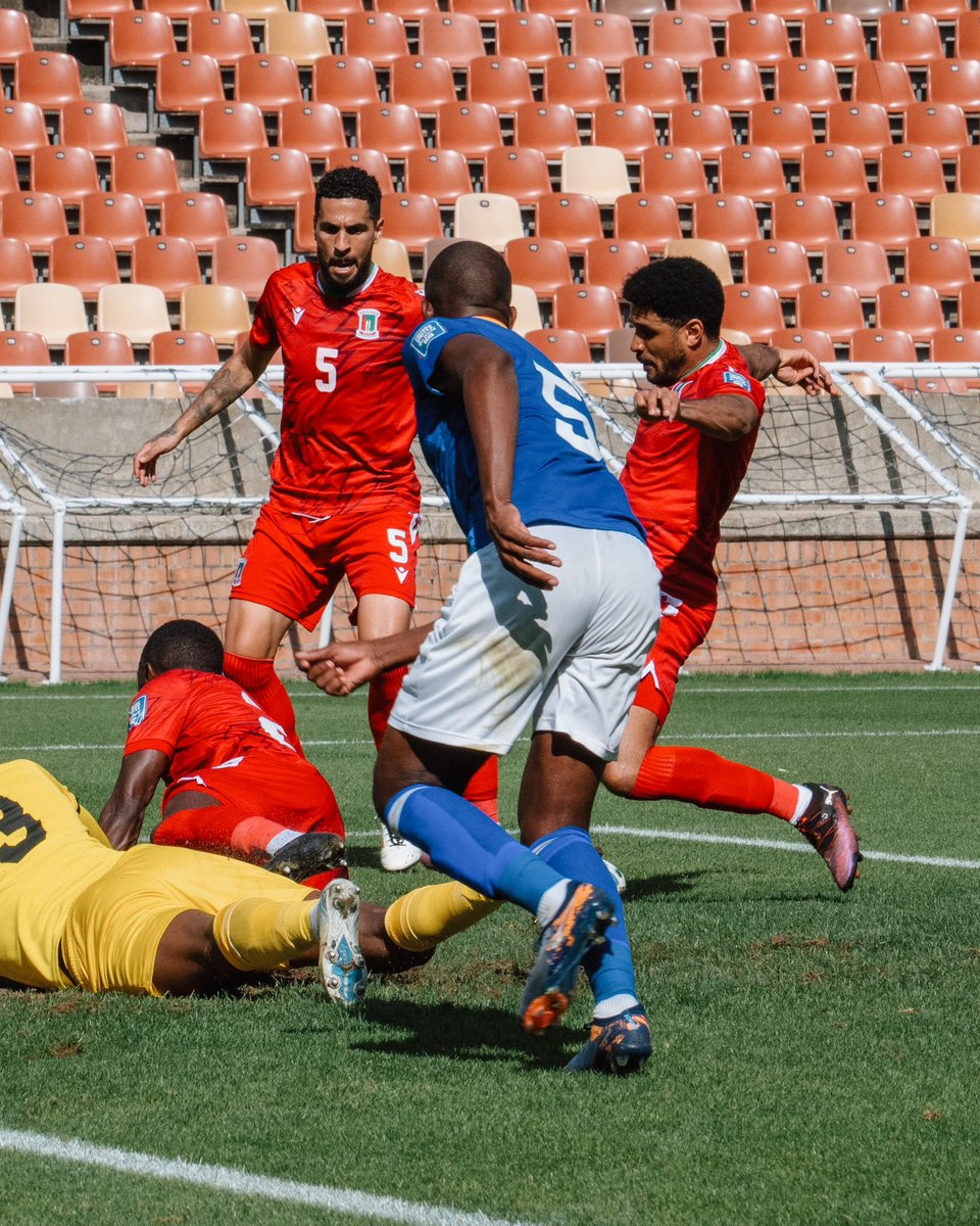 Gol del pareggio di <a href="/SaulBCoco/">Saul Coco</a> per la Guinea Equatoriale contro la Namibia nella sesta giornata delle qualificazioni al prossimo mondiale 🇬🇶