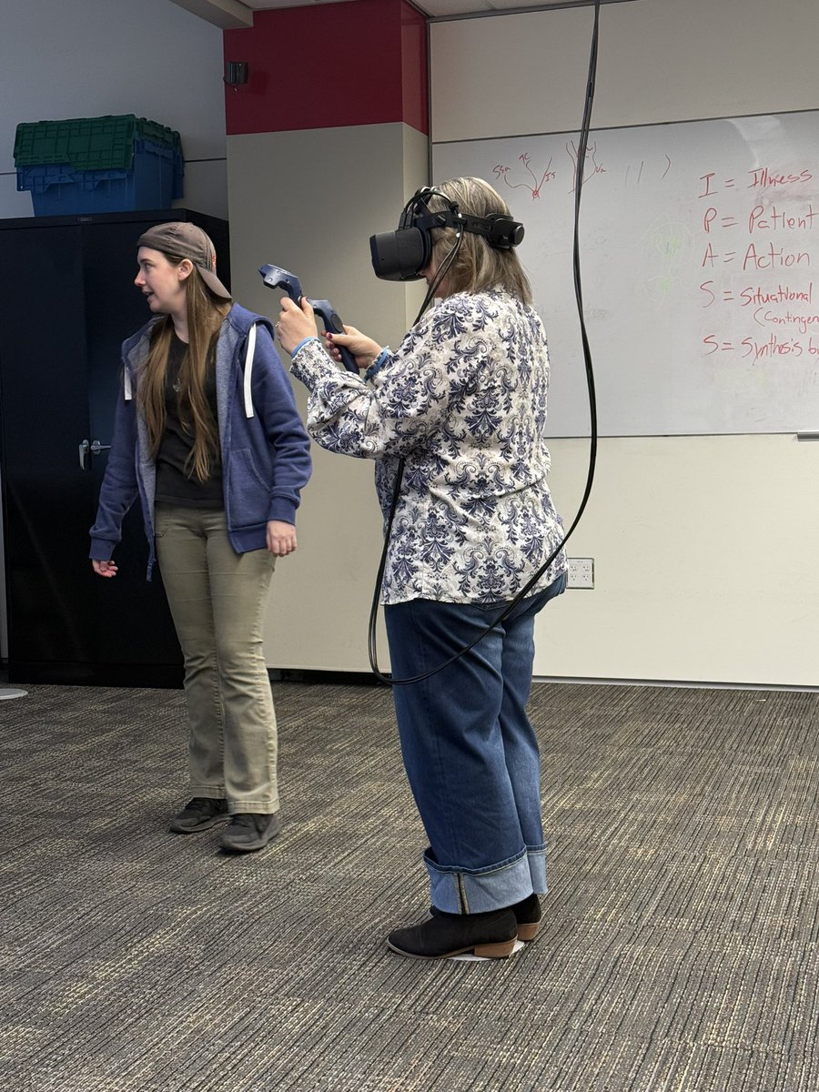 Check out some of our faculty and staff getting ready for our 2025 #ExplorationsinNeuroscience ! They had the chance practice with some new virtual technology! Looking forward to
This years students being able to participate and learn too! #BuckeyeNeurosci 
🧠