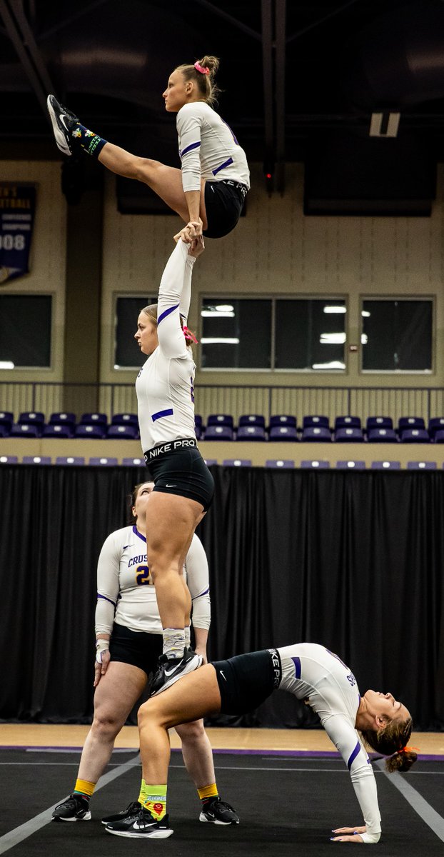 UMHB Acrobatics & Tumbling🤸🏻 tweet media