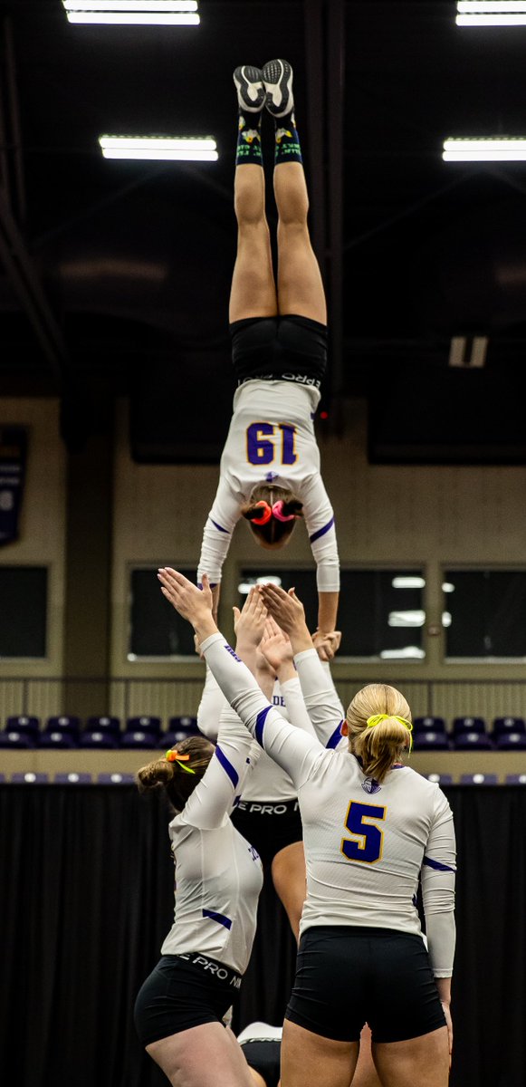 UMHB Acrobatics & Tumbling🤸🏻 tweet media